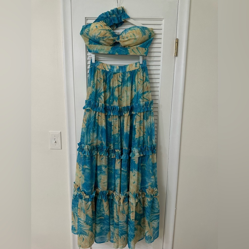 Stunning Floral set (maxi skirt + cropped) - Picture 2 of 6